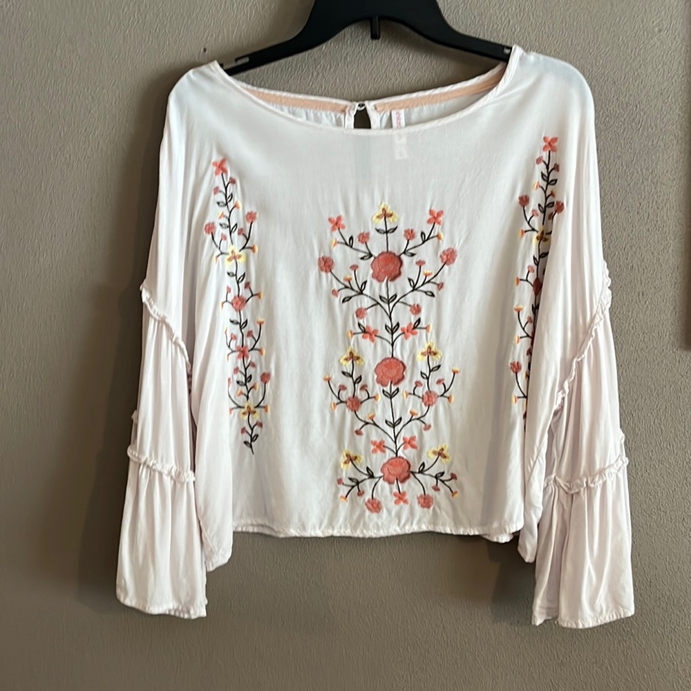XHILARATION  boho top